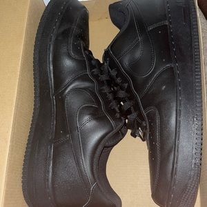 Nike air forces black